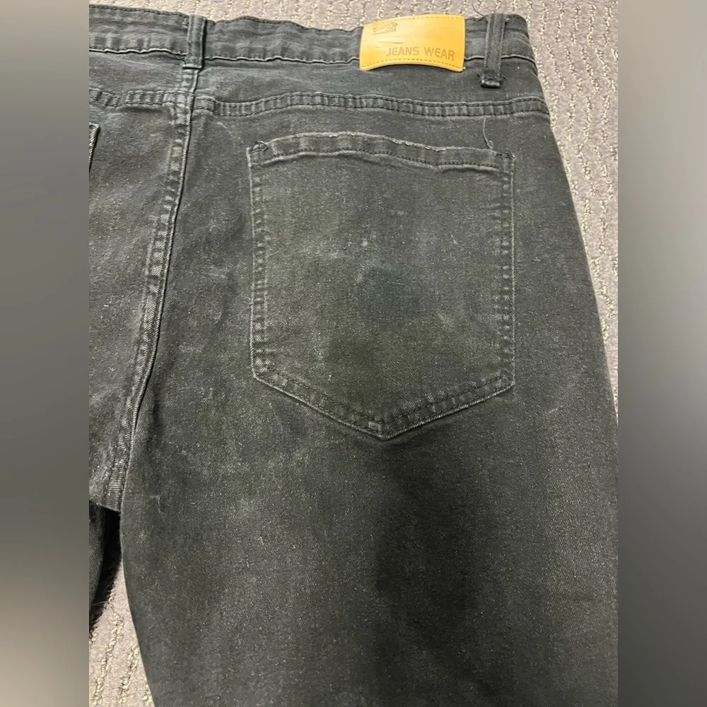 Black Rockstar Distressed Baggy Denim Men’s Jeans with Star Patches Size 40
